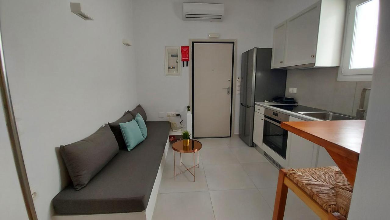 Niso Double Apartment Livadi  Exterior photo